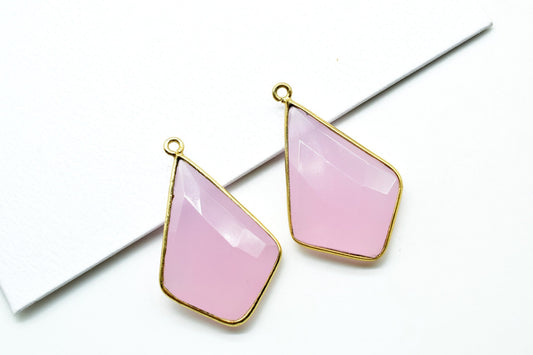Pink chalcedony 20x30mm Diamond shape single bail connectors,Checker Board cut Pink Chalcedony Pendant,Hot Pink charms,Chalcedony Briolettes