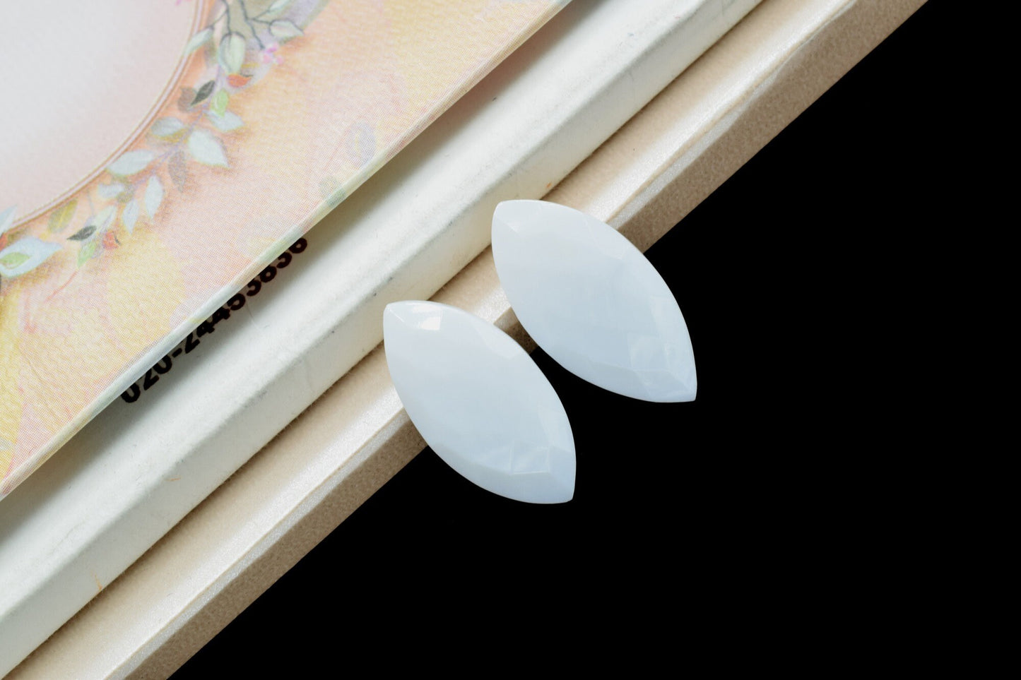 White Agate 10x20mm marquise shape Briolette,Faceted, polished,Handmade Gemstone,For jewellery making,wire wrapping,gemstone jewelry beads