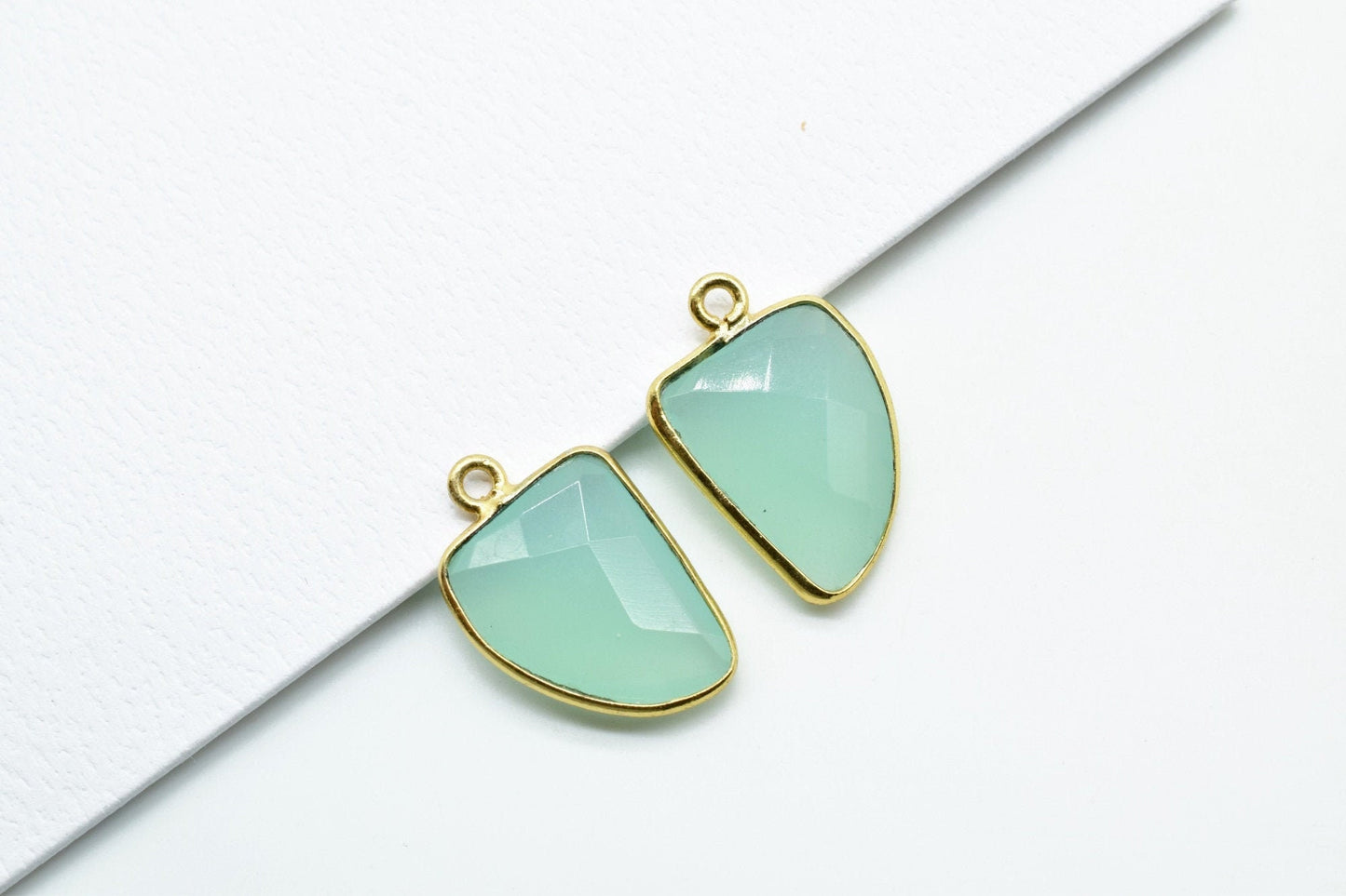 Aqua Chalcedony 12x15mm horn shape single bail connectors,Aqua Chalcedony Bezel Findings Horn Charms,Horn Shape Connectors,Single Bail charm