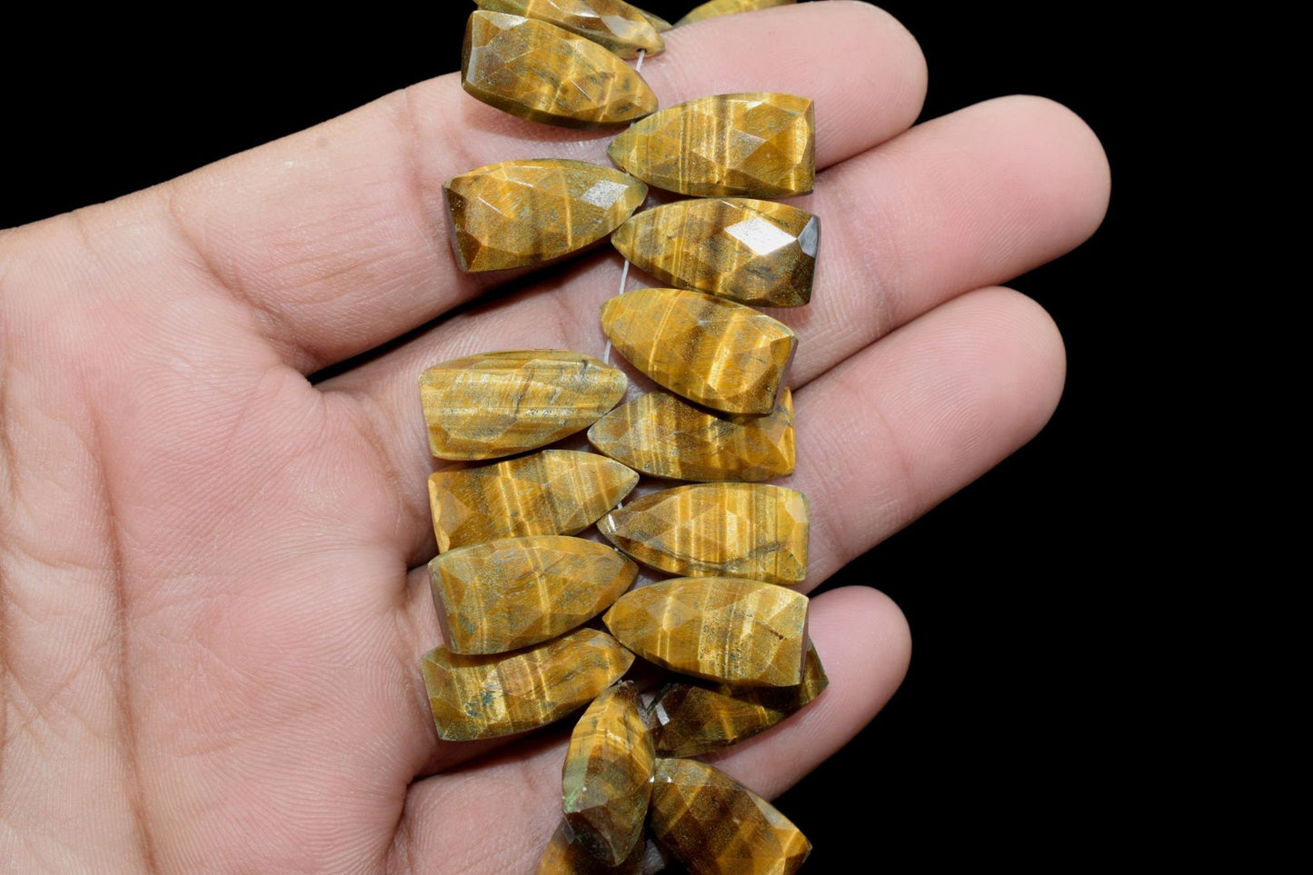 Tiger Eye 8x16mm Pyramid Shape Beads,Tiger Eye Faceted Briolette,8x16mm Triangle Faceted beads,Flashing Fire Briolette,Tiger Faceted beads