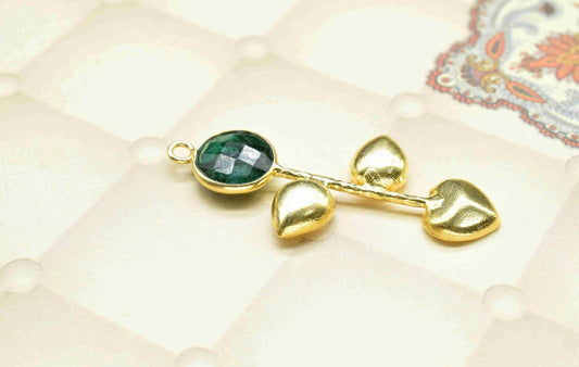Emerald Round Shape Pendant , Emerald  Single Bail Charms  , Genuine Gemstone Charms , Gold Plated Gemstone Connectors , Summer Collection