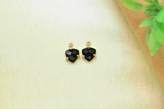 Black Onyx 8mm Triangle Shape Gemstone Single bail connector,Black Onyx Handmade Gemstone Bezel Prong Pendant,Black Onyx Connector jewelry