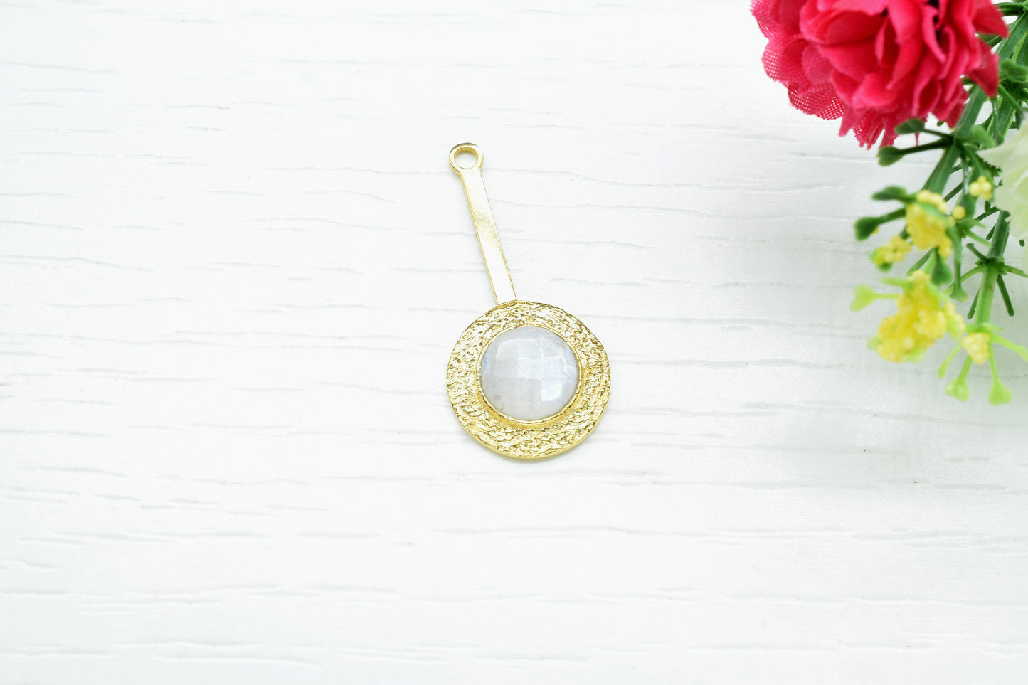 Moonstone  Pendant , Moonstone Gemstone Handmade Pendant ,Single Bail Checker Cut Gemstone Connector, Gold Plated Connectors