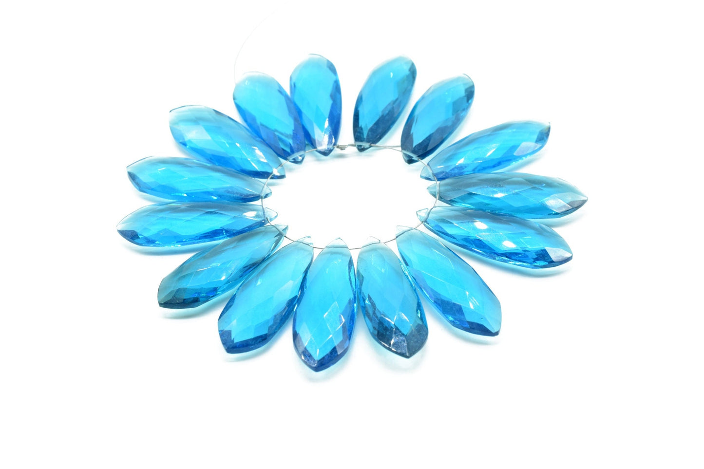 London Blue Topaz Long 10x32mm Briolettes,Blue Topaz Briolette Beads,Blue Topaz Calibrated Beads,Blue Topaz Pair Briolette,Blue Topaz stones